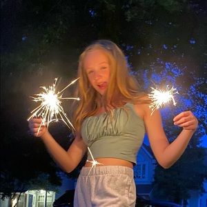 Meet your Posher, Ava